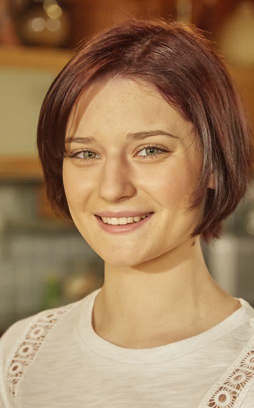 ANNA KLAUSNEROVÁ MARCELA KOŘÍNKOVÁ Sympatická Marcela je dcerou Veroničiny sestřenice.