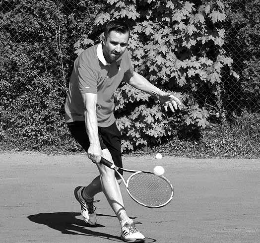 Kršjak/P. Návoj - M. Berčík/I. Žabka 6:1, 6:1. Ostatné výsledky: ŠKT Kremnica - TK Rajec 6:1, TK Vrútky - TK ZZO Čadca 1:6, TK Baník Prievidza - TK Ružomberok 6:1. III.