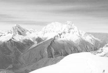cestou na Kanchenjungu fandí, a všem, kteří mu pomáhají hmotně a finančně.