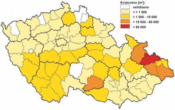 in 2004 Hniloba kořenů a bazální části kmene smrku