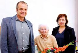 ..14 TVOŘIVÁ DÍLNIČKA PEČOVATELSKÉ SLUŽBY Dne 11. dubna, jak již tradičně, proběhla v Domovince naší pečovatelské služby tzv.
