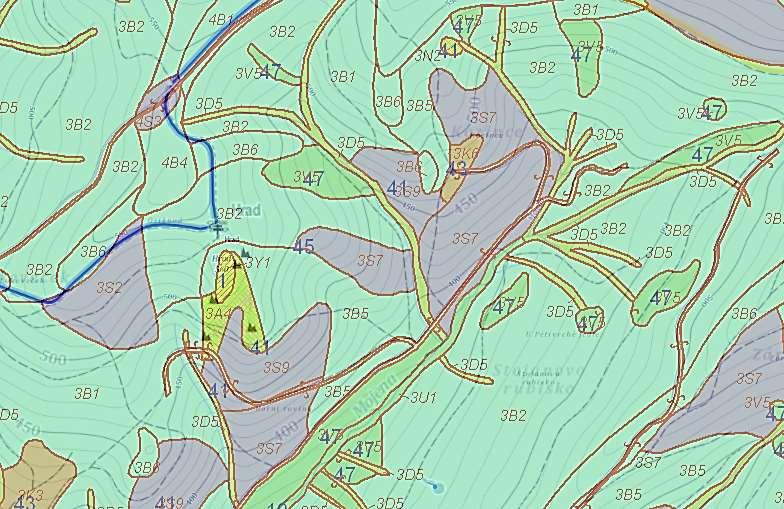 Obr. 2: Oblastní plány rozvoje lesů pro Hostýnsko-Vsetínské vrchy a Javorníky, výřez se sledovanou lokalitou (červeně ohraničená na mapě, 1:10000, www.uhul.cz).