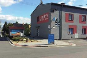 Hotel má bezbariérový přístup a hlídané parkoviště kamerovým systémem.