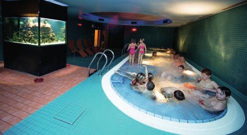 cz www.bazenusti.cz Navštivte AQUAPARK s atrakcemi pro děti i dospělé.