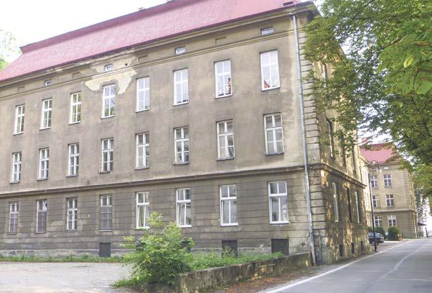 Důstojníci ve městě Vojáci v Těšíně se nejednou prezentovali na slavnostních vojenských přehlídkách a pochodech.