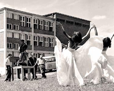 V létě 1940 a 1941 se ve městě konají Filmové žně. Vůbec první český filmový festival naštěstí Němci neberou příliš vážně. Prozatím.