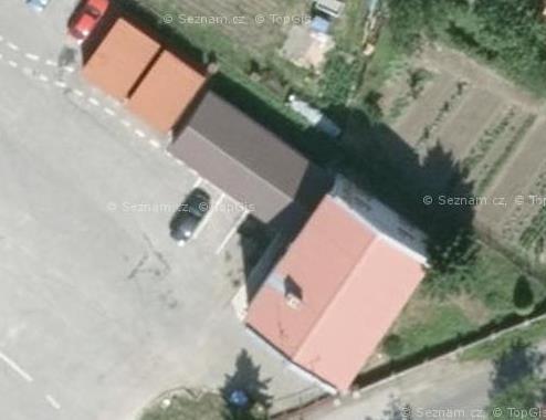 Efektivní financování úspor energie Obr. 3: Letecký pohled na administrativní budovu (zdroj: mapy.cz) 3.2 Údaje o energetických vstupech 3.2.1 Sledované energetické vstupy Obr.