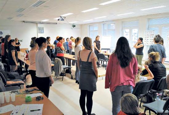 Akce byly určeny pro pedagogy, rodiče i děti a mnohdy i pro širokou veřejnost. Stojí, sedí, chodí Vaše dítě správně? Dne 19.