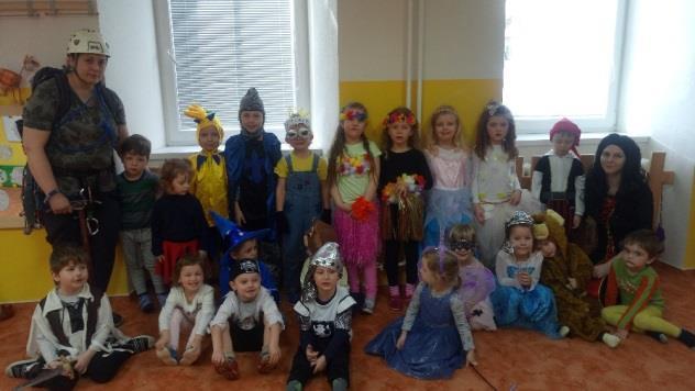 vystoupí naši žáci na Festiválku divadelních souborů DIVADELNÍ ŽABKA s pohádkou LEDOVÁ KRÁLOVNA. DRŽTE NÁM PĚSTI. Mám velikou prosbu pro štědré sponzory.