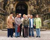 Stanislava 75 Princ František 75 Brůžková Alena 75 Kučerová Marie 75 Volavka Antonín 75 Vaňková Marie Všem pøejeme hodnì zdraví, štìstí a spokojenosti.