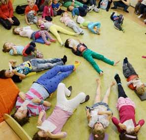 00 výtvarka pro 2. st. ZŠ 15.30 16.25 jóga pro děti 16.30 17.45 pilates I. (s hlídáním dětí) 17.15 19.15 výtvarka pro mládež 18.00 18.55 zdravotní cvičení l. 19.00 19.55 zdravotní cvičení li.