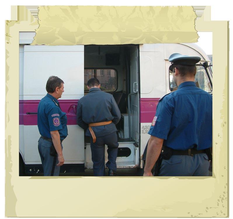 ÚVODNÍ SLOVO GŘ VS ČR PŘEDSTAVENÍ VS ČR HOSPODAŘENÍ LOGISTIKA VÝKON VAZBY A TRESTU VZDĚLÁVÁNÍ VĚZNĚNÝCH OSOB VĚZEŇSKÁ A JUSTIČNÍ STRÁŽ ZDRAVOTNICTVÍ PERSONALISTIKA VZDĚLÁVÁNÍ ZAMĚSTNANCŮ SPRÁVNÍ