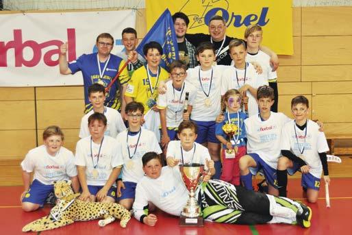 sport První čtvrtfinále mezi Uh. Brodem a Šlapanicemi vypadalo na jasnou záležitost. Brod vedl 4:0 a mířil za jasným postupem. Šlapanice se ovšem nevzdaly a třemi brankami snížili.