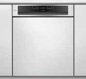 72 db osvětlení 2 halogenovými žárovkami provedení: nerez, čelo - černé sklo rozměry (v x š x h): 620 x 598 x 455 mm aktivní sušení PowerDry (čisté a suché nádobí za 1 hodinu) + spotřeba energie/vody