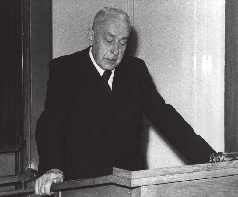 Osobnost pneumologie Prof. MUDr. Jaroslav Jedlička, DrSc. 1891 1974 Letos 15. prosince uplynulo právě třicet let od úmrtí prof. MUDr. Jaroslava Jedličky, DrSc.