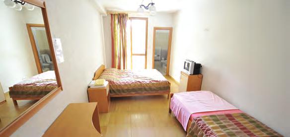 136 hotel Oaz ALL INCLUSIVE LIGHT snídaně, obědy a večeře během oběda a večeře nabídka točených, resp.