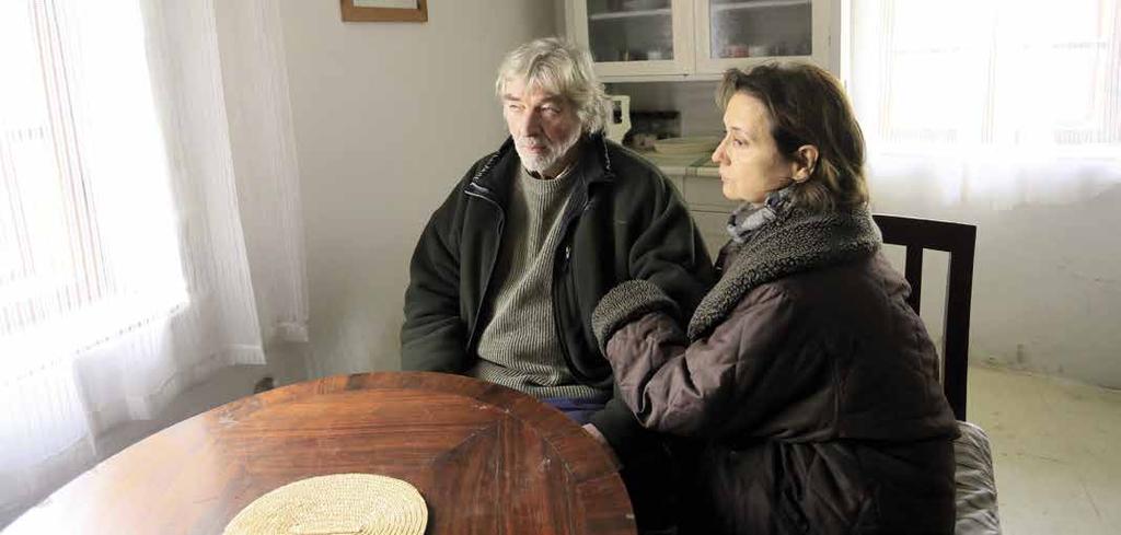 ROBERT HÁJEK, PŘEDSTAVITEL ANTONÍNA PÁNKA: JESTLI MAJÍ NĚJAKÉ KRIMINÁLKY SMYSL, TAK, PODLE MĚ, TAKOVÉ, CO MAJÍ SKUTEČNÝ ZÁKLAD VLADIMÍR KRATINA, PŘEDSTAVITEL STOLAŘE: JE RADOST DĚLAT S LIDMI, KTEŘÍ
