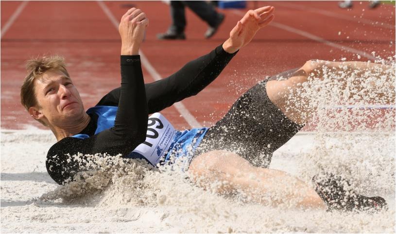 16. Němeček David dálka Žci 5,16 m tr. Jón 17. Dušková Linda 1 500 m Žky 5:15,09 min tr. Wastl Mistrovství České republiky v silničním běhu 25. 9. 2016, Praha - Běchovice Další umístění: 20.