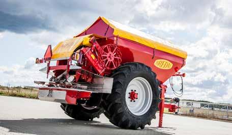 Hmotnost: 1600kg Celková délka: 5600mm Stnd.