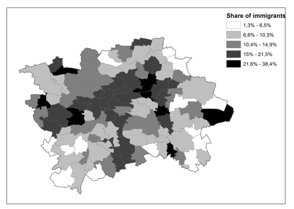 14 Podrobnější přehled podílu cizinců na celkovou populaci městských části poskytne mapa ze zdrojů ČSÚ: Zdroj: ČSÚ Z hlediska složení podle státního občanství žije v Praze nejvíce občanů Ukrajiny,