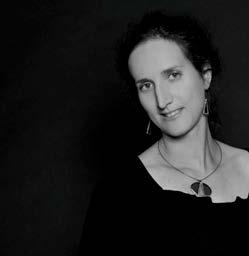 Veronika Tymelová malířka, sochařka Veronika Tymelová vystudovala Pedagogickou fakultu v Brně, obor Výtvarná