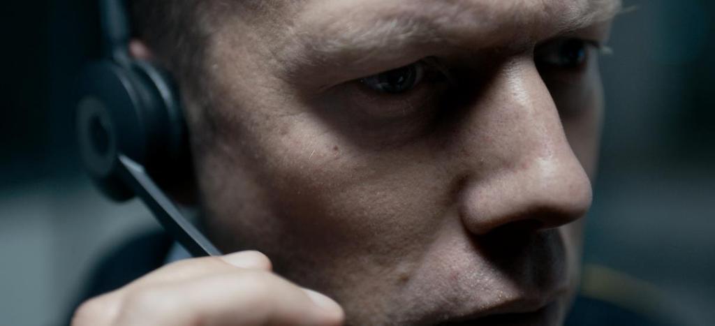 BIOGRAFIE HLAVNÍCH PROTAGONISTŮ Jakob Cedergren Asger Holm Jakob se narodil ve Švédsku a vyrůstal v Dánsku. Patří k uznávaným skandinávským hercům.