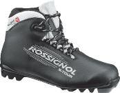 92 WWW.ROSSIGNOL.COM WWW.BRETTON.CZ OUTDOOR RI9WA15 X-2 Zpevnění paty je spojené s horními dírkami šněrováním, aby zpevnění paty poskytovalo potřebnou oporu při pohybu. Nyní jste připraveni na výlet!