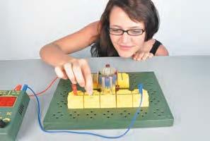 50 modul Elektromagnetismus Objednávací informace P9901-4D ŽES Elektřina 1 P9902-5M ŽES Magnetizmus P9902-5P ŽES Elektromagnetizmus P9160-5P Návody k pokusům Elektromagnetizmus Pokusy 3.