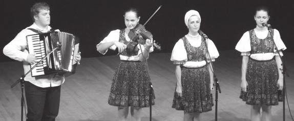 Už samotný názov programu Echo našich slávností naznačuje, že v každom ročníku sa vždy predstavujú najúspešnejšie folklórne súbory, ktoré sa v priebehu roka verejnosti predstavili na rôznych