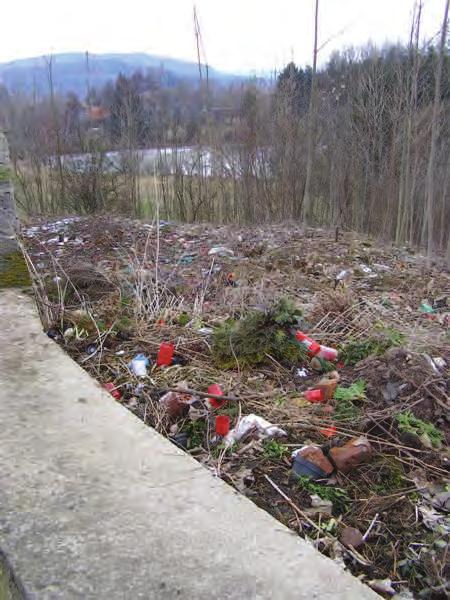 Proč musíme uklízet Strašice? Zastupitel Alternativy - Ing. František Nerad V mnoha svých příspěvcích v Barňáku jsem poukazoval na situaci v naší partnerské obci v Bavorsku.