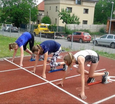 Poháru starosty Prahy 15. Celkem se zúčastnilo 12 žáků a žákyň 1.
