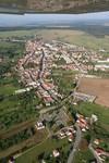 Historie města Lišov Lišov byl založen někdy v druhé polovině 13. století. Přesné datum dnes již nezjistíme, podobně jako se pravděpodobně už nedozvíme, jestli se tak stalo tzv.