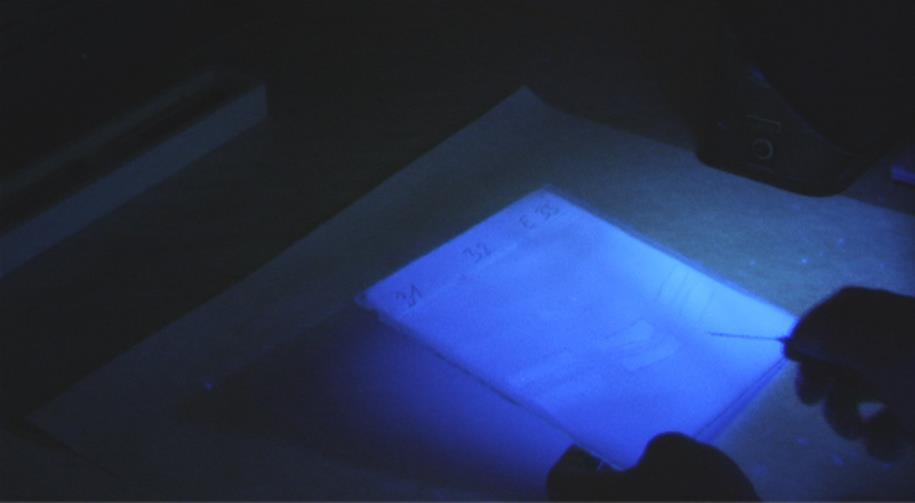 Detekce rozdělených fosfolipidů pod UV