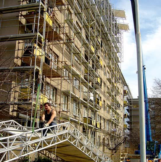 nákladná montáž stavebnicový systém rozpětí střešního nosníku až 27,5 m vhodné též pro stavbu pojízdných hal