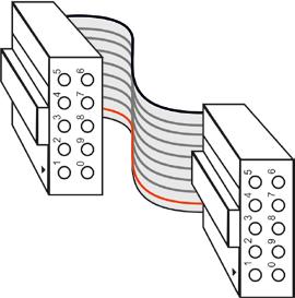 Díky vnitřnímu zapojení desky spínačů lze připojit tyto spínače na +5V (obrázek vlevo) i +12V (obrázek vpravo).
