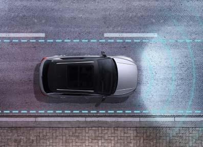 Volitelný systém Blind Spot senzor Vás může v rámci daných možností před zamýšlenou změnou jízdního pruhu na vozidlo v mrtvém úhlu upozornit.
