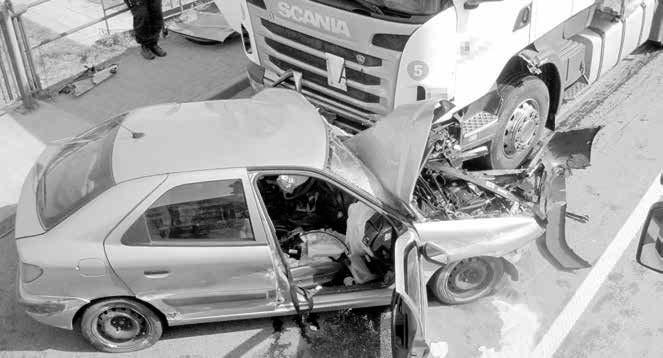 Jde totiž o dlouhodobě nezaměstnané, kteří si odpracováním 20 nebo 30 hodin zvýší výplatu životního minima o 1 500, respektive 2 100 korun. V ulicích loni strávili 890 hodin.