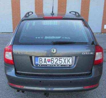 MP Šedá metalíza Combi 3 36