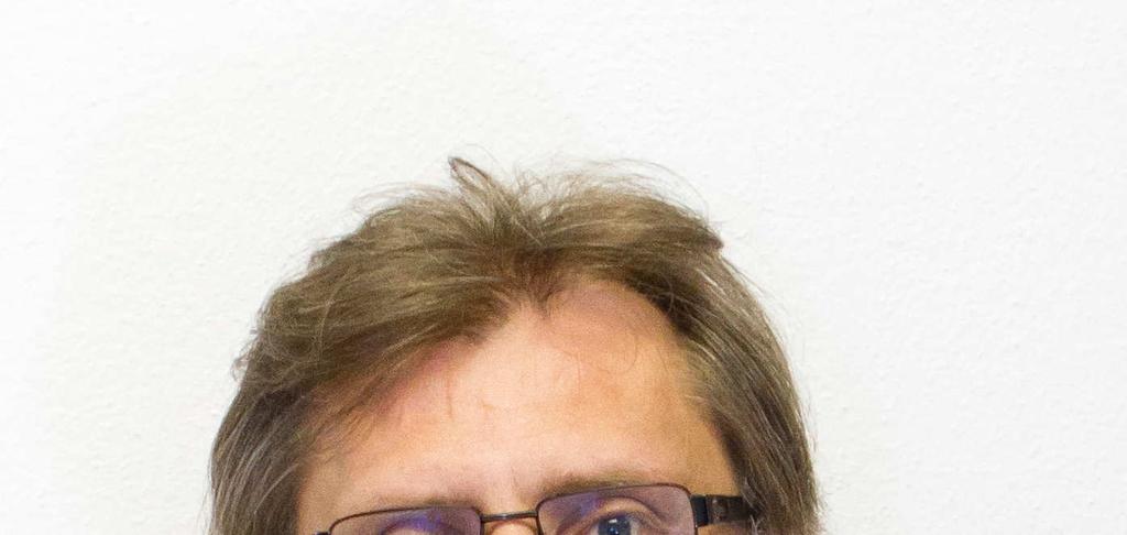 Název: Zřizovatel: Jméno vedoucího: odbor kanceláře starosty a tajemníka Masarykovo nám. č.p. 1, 393 01 Pelhřimov Město Pelhřimov JUDr.