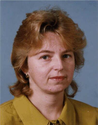 Název: Zřizovatel: odbor sociálních věcí Pražská č.p. 2460, 393 01 Pelhřimov Město Pelhřimov Jméno vedoucího: Mgr. Jana Sládková Telefon: 565 351 304 Fax: 565 323 609 E-mail: sladkova@mupe.