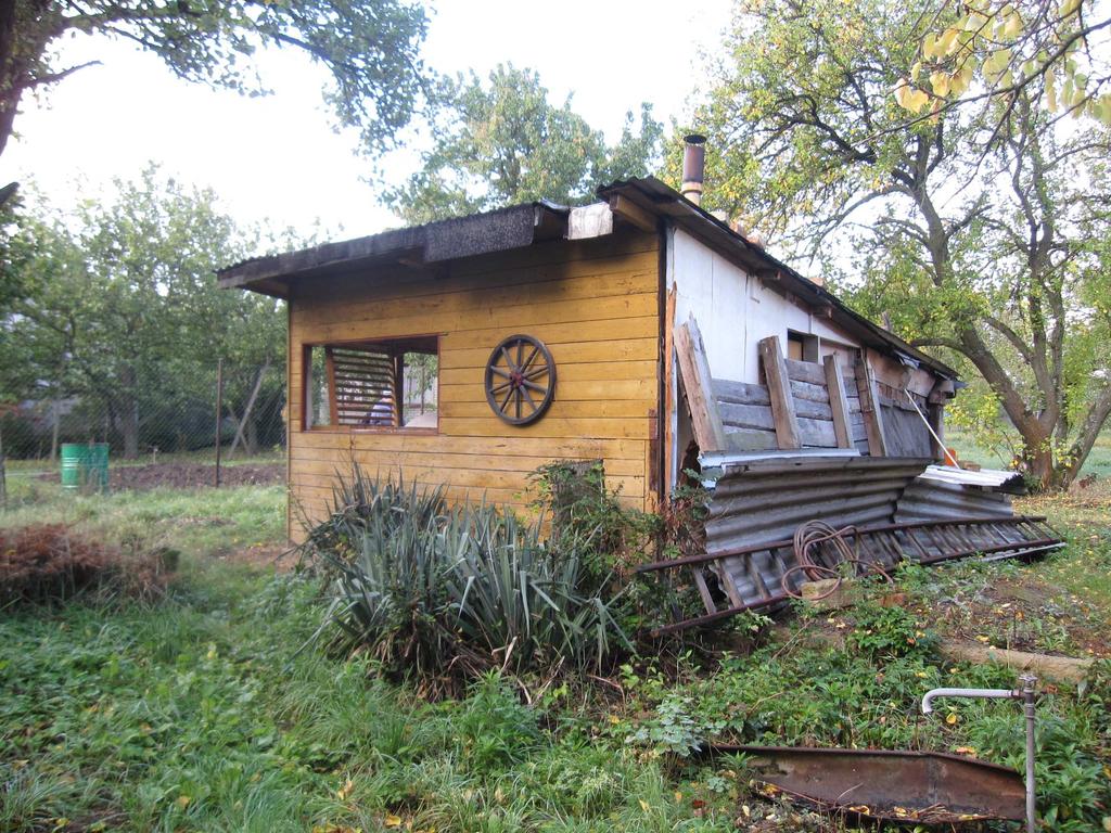 Znalecký posudek č.1000/2011 o ceně chaty a pozemků v Brně - Přízřenicích B.