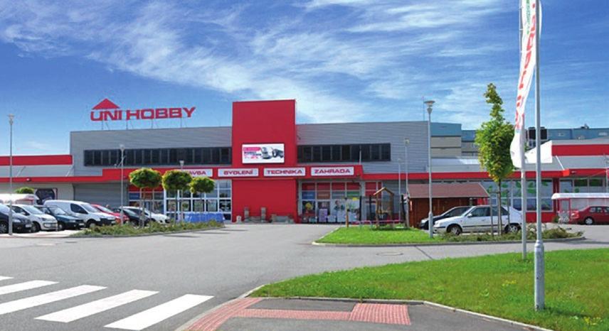 889 M2 Nové divadlo v Plzni 30 střešních vtoků 510 m potrubí