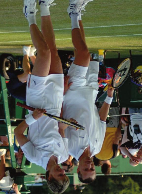 Cyril SuK Bývalý československý a český tenista. specializoval se pouze na čtyřhru, v průběhu kariéry v ní vyhrál us open 1998, čtyřikrát smíšenou čtyřhru na Grand slamu a 32 turnajů na okruhu atp.
