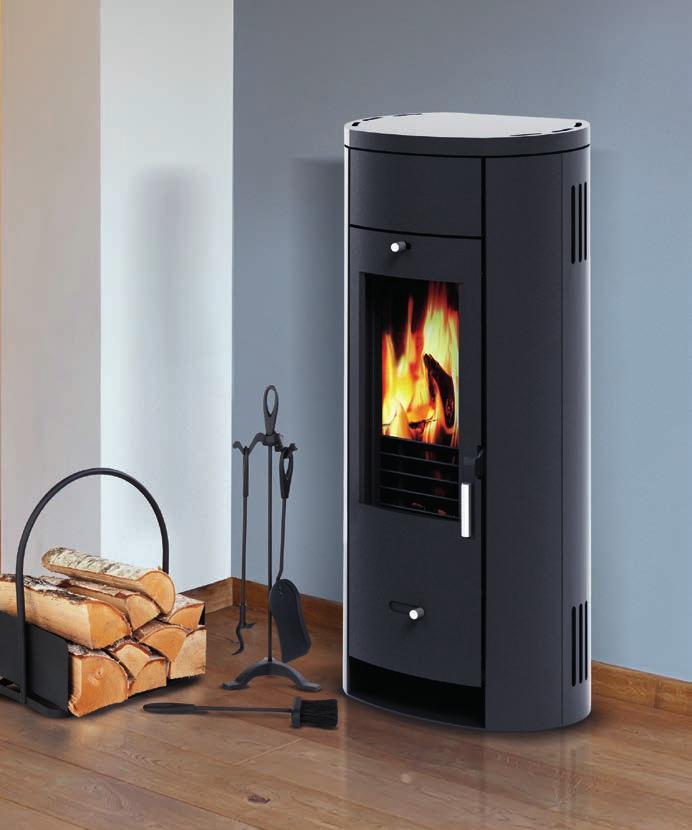 KRBOVÉ KACHLE KRBOVÉ KACHLE UNI 1700 MODERNÝ DIZAJN ČISTÉ LÍNIE DVOJPLÁŠŤOVÁ KONŠTRUKCIA VÝKON 2,5 5,5 kw MAX.