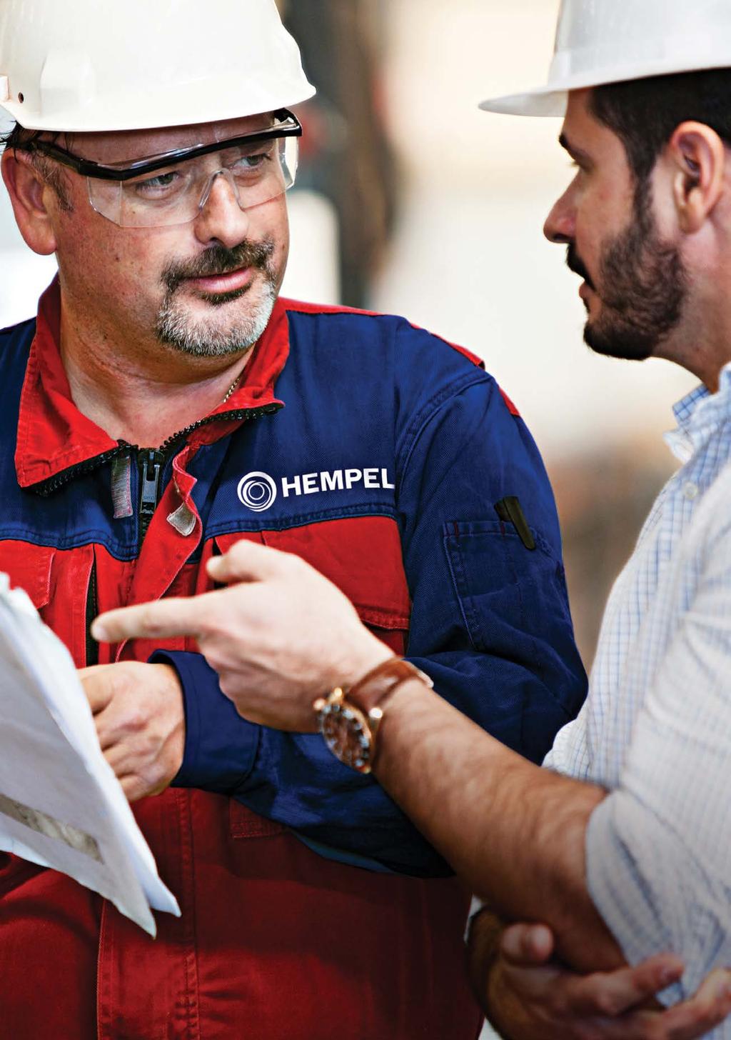 Kvalifikovaní pracovníci společnosti Hempel jsou vždy připraveni pomoci klientům při výběru nejvhodnějšího