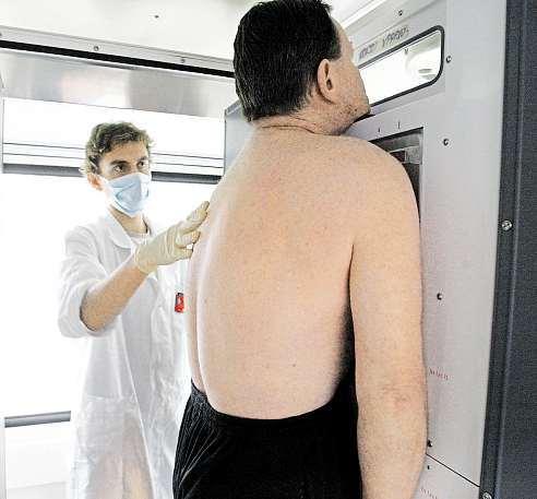 Vlastně to ještě ani není pacient, vysvětluje Martina Vašáková, přednostka Pneumologické kliniky 1. LF UK a Thomayerovy nemocnice.