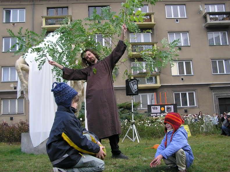 Pantomima, při které si děti