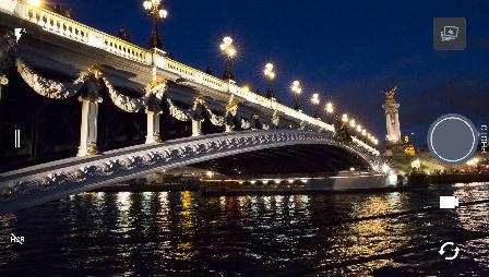 69 Pořizování fotografií a videí Pořizování fotografií a videí Obrazovka fotoaparátu Pomocí fotoaparátu můžete pořizovat fantastické fotografie a videa.