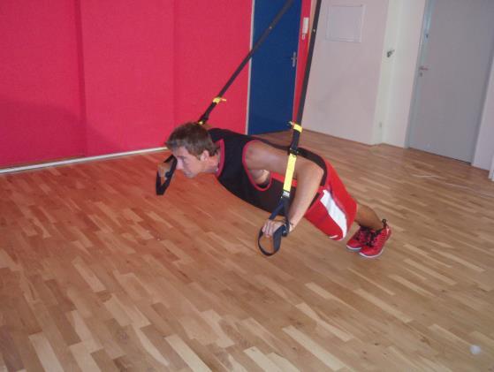 trapézový sval, podhřebenového svalu, malého oblého svalu Chyby v provedení: nezpevněný