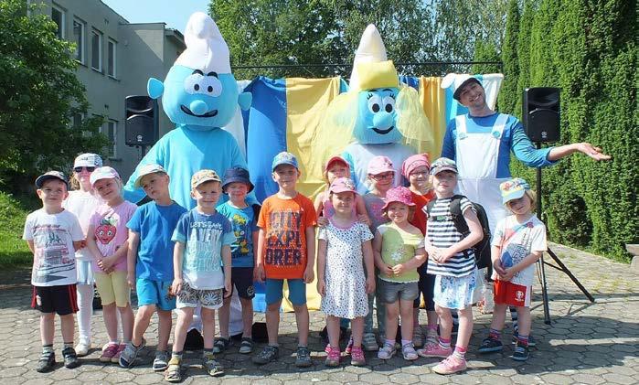Na letošní sportovní dopoledne jsme do MŠ pozvali starší kamarády ze Základní školy Jedovnice, aby pomáhali dětem na jednotlivých stanovištích zvládnout připravené disciplíny.